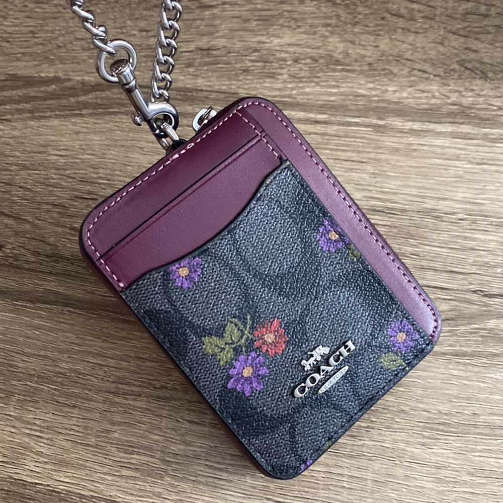 Coach Zip Card Case Wallet Country Floral Print NWT